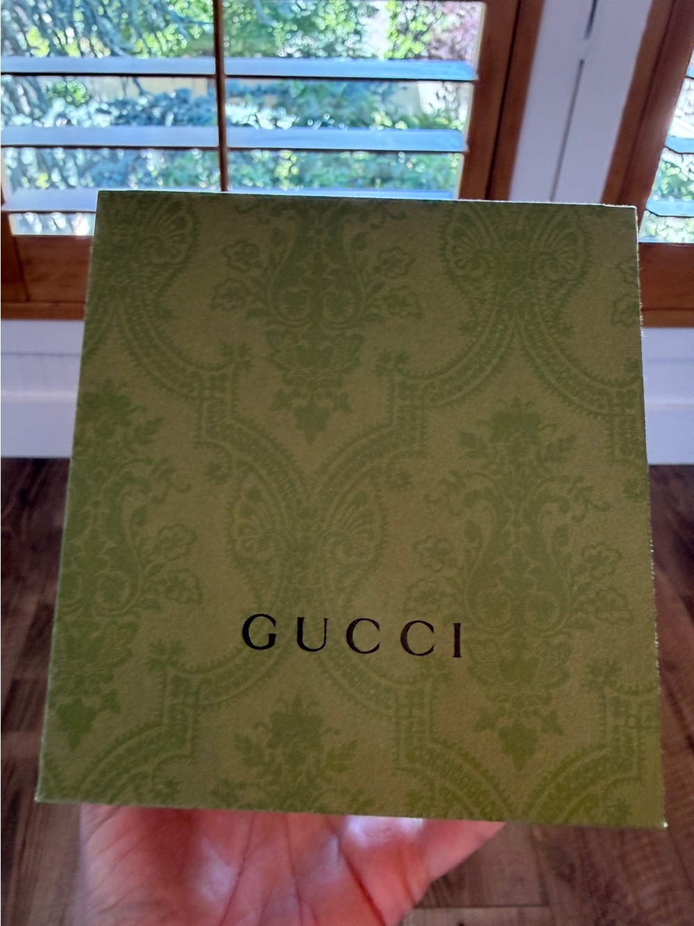 Vintage Gucci 100% authentic Skinny Wrap Watch. Never Worn! - Picture 5 of 7